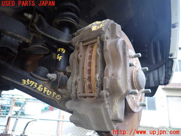 1UPJ-35734080]パジェロ(V98W)右フロントキャリパー 中古_m0001.jpg