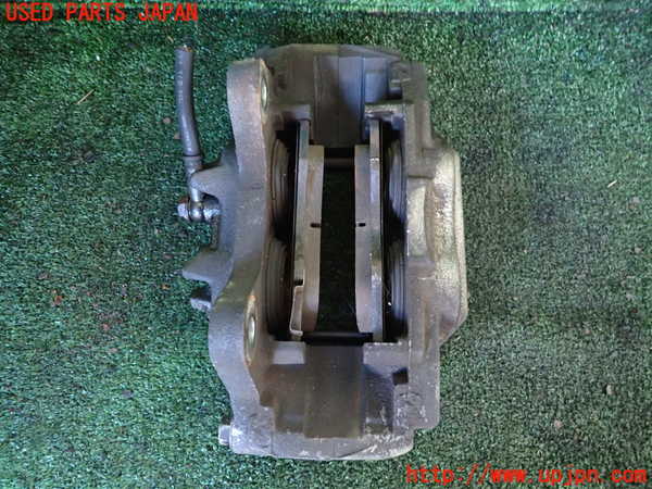 1UPJ-35734085]パジェロ(V98W)左フロントキャリパー 中古_m0002.jpg