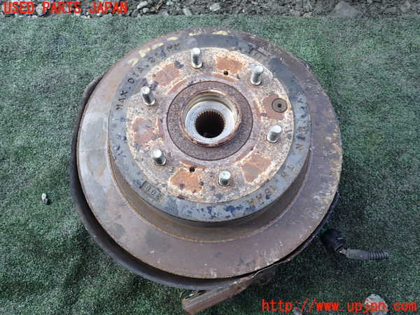1UPJ-35734300]パジェロ(V98W)右リアナックルハブ 中古_m0001.jpg