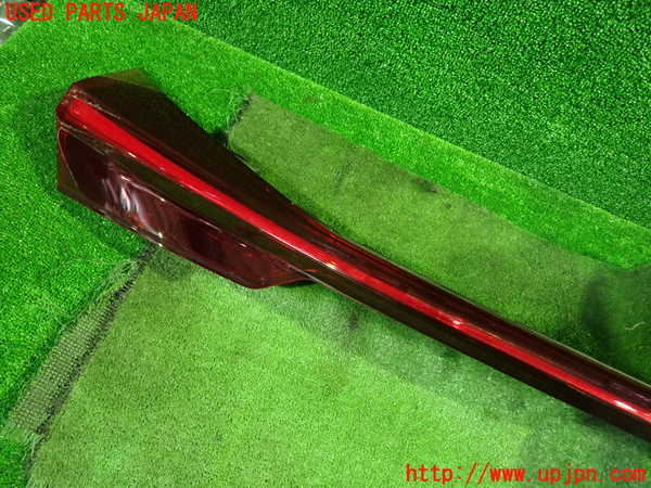 1UPJ-35741559]レクサス・UX250h(MZAH10)リアフィニッシャー 中古_m0003.jpg