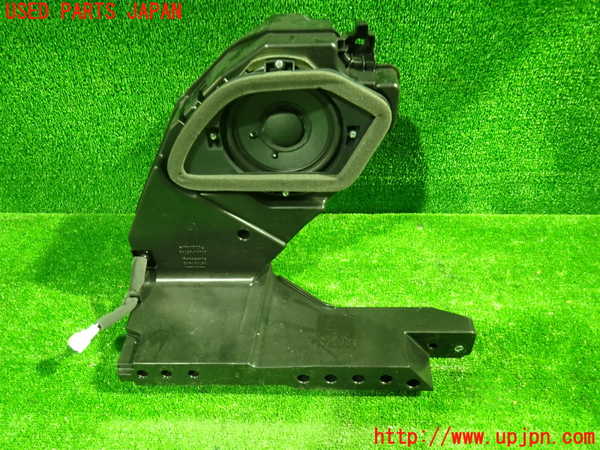 1UPJ-35746530]レクサス・UX250h(MZAH10)ウーハー 中古_m0001.jpg