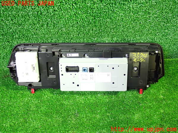5UPJ-35746629]レクサス・UX250h(MZAH10)モニター 中古_m0002.jpg