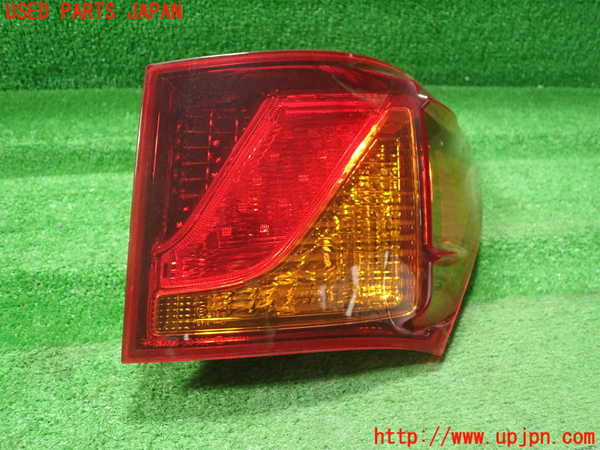 1UPJ-35751530]レクサス・GS250(GRL11)右テールランプ 中古_m0001.jpg