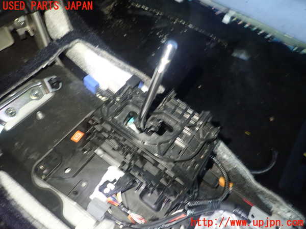 1UPJ-35757555]レクサス・GS250(GRL11)ATシフトレバー 中古_m0001.jpg