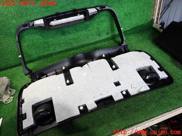 2UPJ-35761578]BMW ミニ(MINI)ジョンクーパーワークス(JCW)(R60) クロスオーバー(XDJCW)バックドア内張り 中古_m0004.jpg