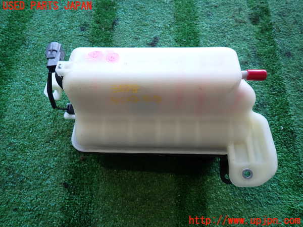 2UPJ-35782410]センチュリー(GZG50)ラジエータータンク 中古_m0003.jpg