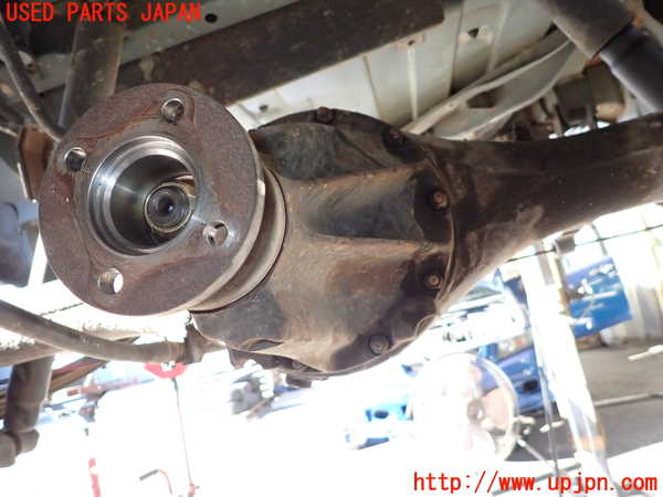 2UPJ-35794400]セドリック ワゴン(WY30)リアデフホーシング 中古_m0005.jpg