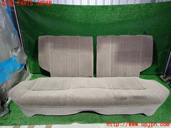 2UPJ-35797385]セドリック ワゴン(WY30)リアシート 中古_m0001.jpg