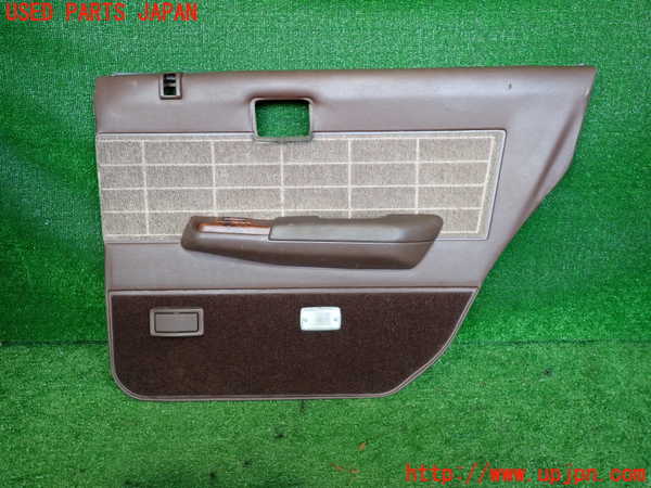 2UPJ-35791294]セドリック ワゴン(WY30)右後ドア内張り 中古_m0001.jpg