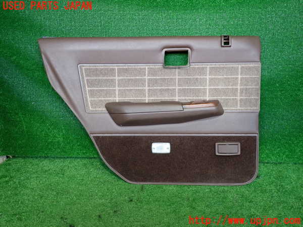 2UPJ-35791324]セドリック ワゴン(WY30)左後ドア内張り 中古_m0001.jpg