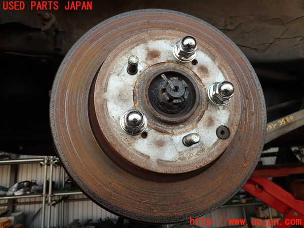 2UPJ-35804300]ランエボ7 GT-A(CT9A)右リアナックルハブ 中古_m0001.jpg