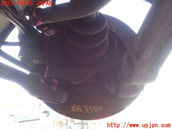2UPJ-35804300]ランエボ7 GT-A(CT9A)右リアナックルハブ 中古_m0002.jpg