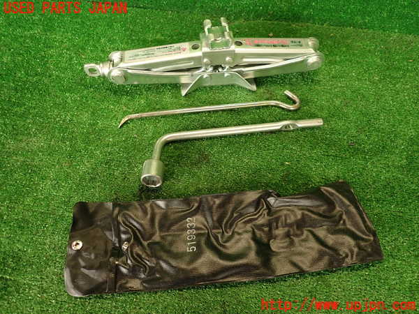 2UPJ-35807805]ランエボ7 GT-A(CT9A)車載工具 中古_m0001.jpg