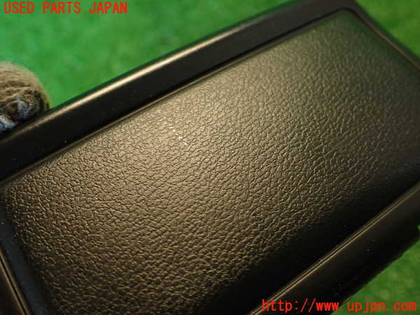 2UPJ-35807822]ランエボ7 GT-A(CT9A)灰皿2 中古_m0002.jpg