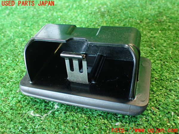 2UPJ-35807822]ランエボ7 GT-A(CT9A)灰皿2 中古_m0003.jpg