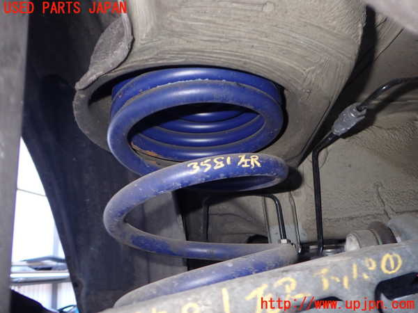 2UPJ-35815105]BMW X3(PC30)(E83系)左リアスプリング 中古_m0001.jpg