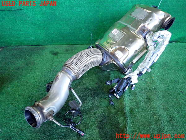 2UPJ-35822661]BMW 218d アクティブツアラー(22BY20)(U06)触媒1 中古_m0001.jpg