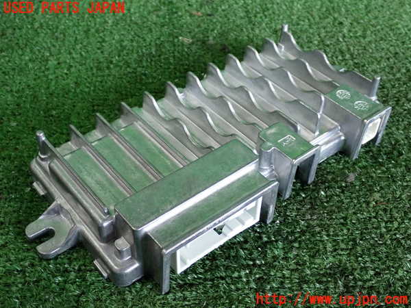 2UPJ-35826146]BMW 218d アクティブツアラー(22BY20)(U06)コンピューター1 中古_m0001.jpg