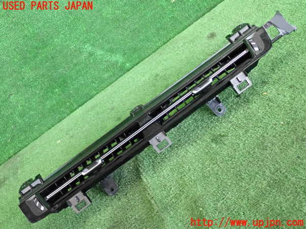 2UPJ-35827527]BMW 218d アクティブツアラー(22BY20)(U06)エアコン吹き出し口2 (左) 中古_m0001.jpg