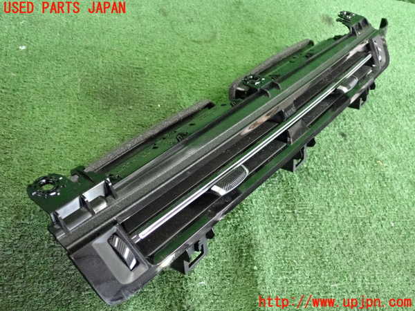 2UPJ-35827527]BMW 218d アクティブツアラー(22BY20)(U06)エアコン吹き出し口2 (左) 中古_m0002.jpg