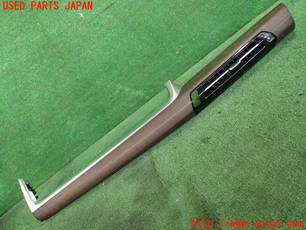 2UPJ-35827528]BMW 218d アクティブツアラー(22BY20)(U06)エアコン吹き出し口3 (真中) 中古_m0001.jpg