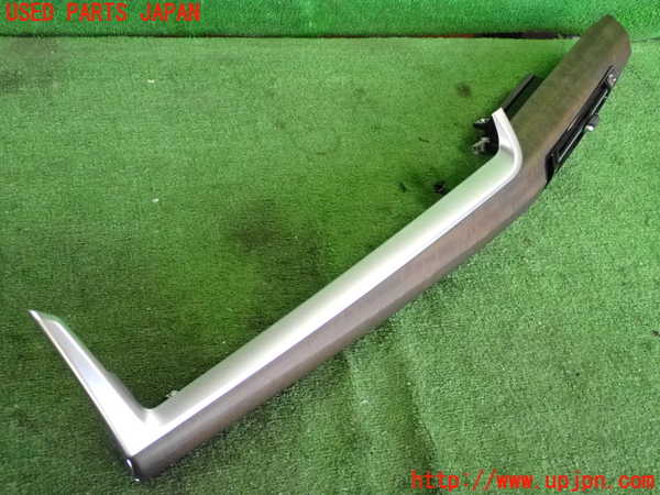 2UPJ-35827528]BMW 218d アクティブツアラー(22BY20)(U06)エアコン吹き出し口3 (真中) 中古_m0002.jpg