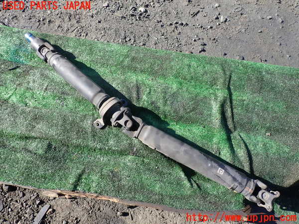 1UPJ-35853410]フェアレディZ(GZ32)リアプロペラシャフト 中古_m0002.jpg