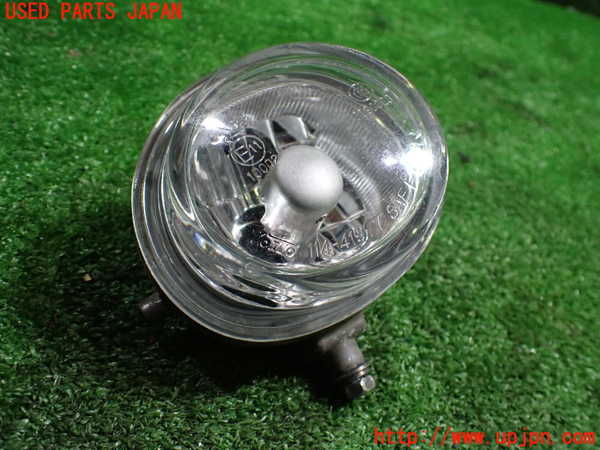 5UPJ-35861180]アバルト・124スパイダー(NF2EK)右フォグ 中古_m0001.jpg