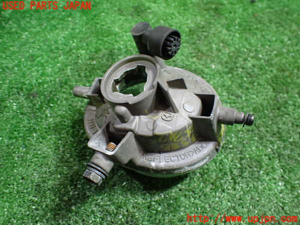 5UPJ-35861182]アバルト・124スパイダー(NF2EK)左フォグ 中古_m0002.jpg