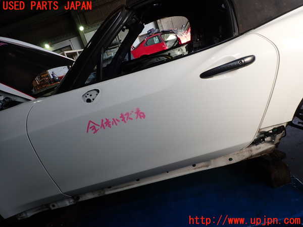 1UPJ-35861260]アバルト・124スパイダー(NF2EK)左ドア 中古(43R-00014 M408)_m0001.jpg