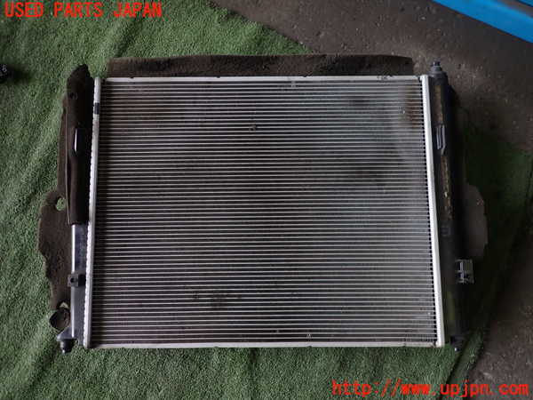 1UPJ-35862321]アバルト・124スパイダー(NF2EK)ラジエーター1 中古_m0003.jpg