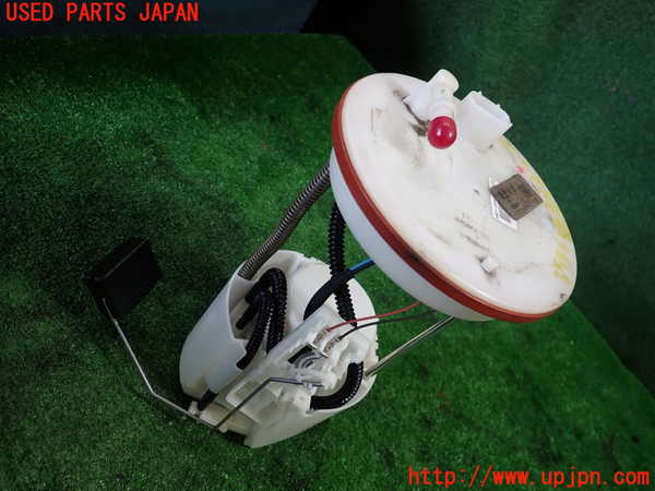 1UPJ-35862510]アバルト・124スパイダー(NF2EK)燃料ポンプ 中古_m0001.jpg