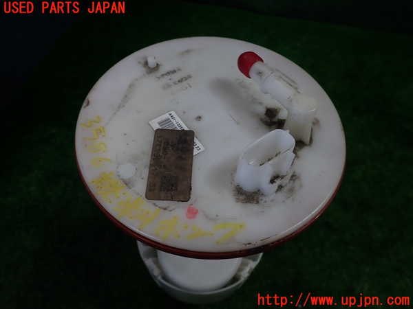 1UPJ-35862510]アバルト・124スパイダー(NF2EK)燃料ポンプ 中古_m0003.jpg