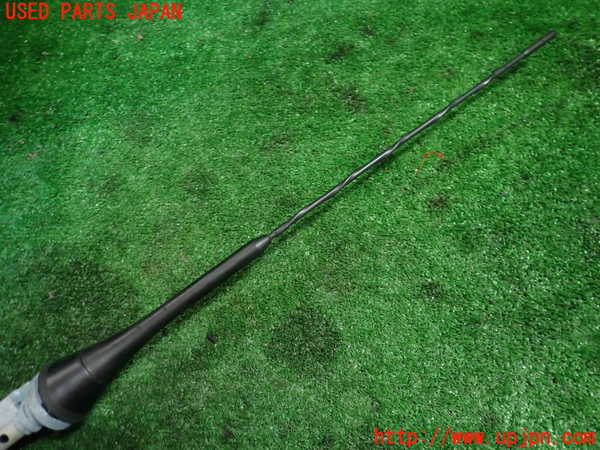 1UPJ-35866550]アバルト・124スパイダー(NF2EK)アンテナ 中古_m0002.jpg