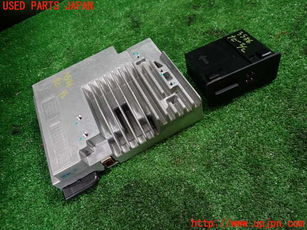 1UPJ-35866589]アバルト・124スパイダー(NF2EK)カーナビゲーション 中古_m0001.jpg