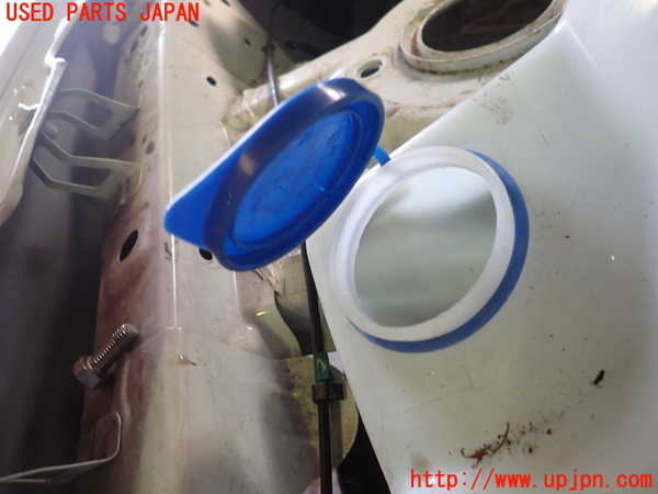1UPJ-35866791]アバルト・124スパイダー(NF2EK)ウォッシャータンク1 中古_m0004.jpg