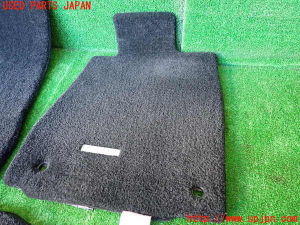 1UPJ-35877800]レクサス・IS300h(AVE30)フロアマット 中古_m0002.jpg