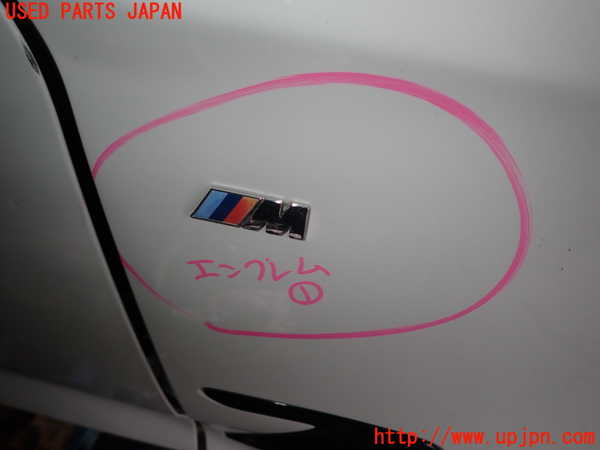 1UPJ-35881631]BMW 320i グランツーリスモ(3X20)(F34)エンブレム1 中古_m0001.jpg