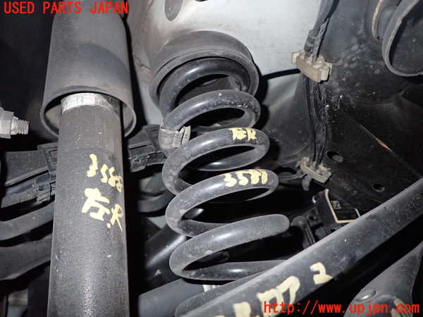 1UPJ-35885105]BMW 320i グランツーリスモ(3X20)(F34)左リアスプリング 中古_m0001.jpg