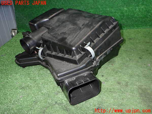 2UPJ-35902560]アウトランダーPHEV(GN0W)エアクリーナーボックス 中古_m0002.jpg