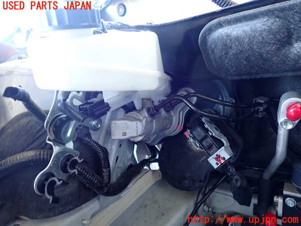 2UPJ-35904050]アウトランダーPHEV(GN0W)ブレーキマスターシリンダー 中古_m0001.jpg