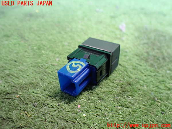 2UPJ-35906310]アウトランダーPHEV(GN0W)スイッチ5 (タイマー充電OFF) 中古_m0002.jpg