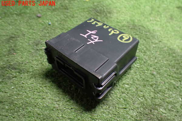 2UPJ-35906154]アウトランダーPHEV(GN0W)コンピューター9 中古_m0001.jpg