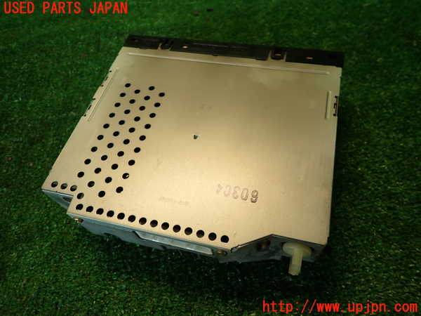 2UPJ-35926475]セリカ GT-FOUR(ST205)テープデッキ 中古_m0003.jpg