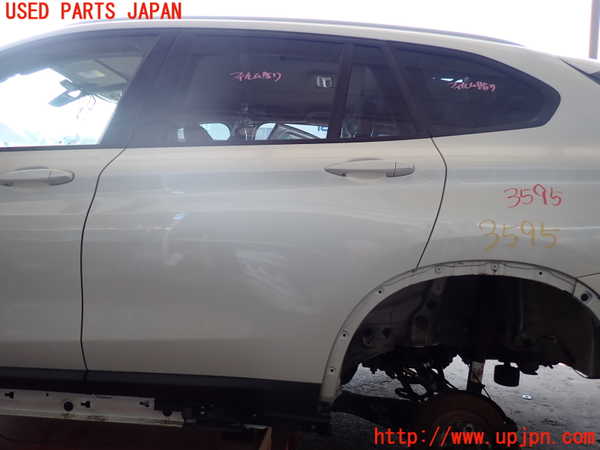 2UPJ-35951320]BMW X1(AD20)左後ドア (43R-011003) 中古 (F48)_m0001.jpg