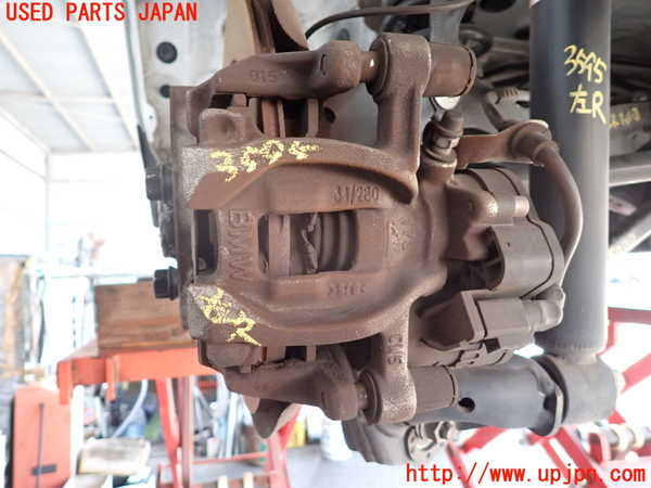 2UPJ-35954095]BMW X1(AD20)左リアキャリパー 中古 (F48)_m0001.jpg