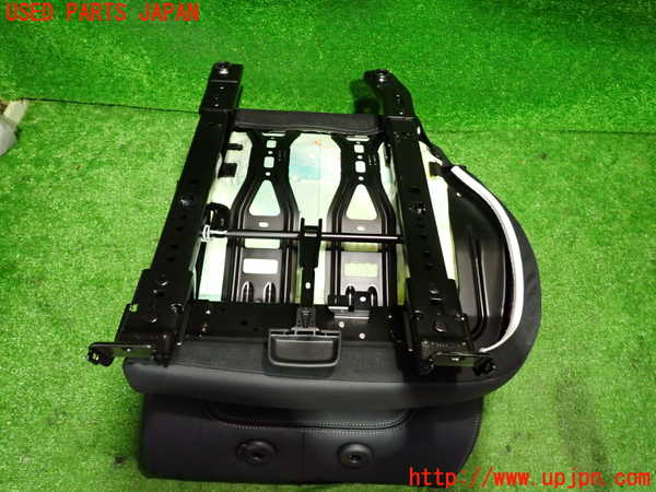 2UPJ-35957405]BMW X1(AD20)右リアシート 中古 (F48)_m0005.jpg