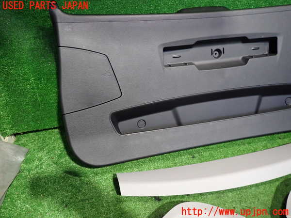 2UPJ-35951578]BMW X1(AD20)バックドア内張り 中古 (F48)_m0003.jpg