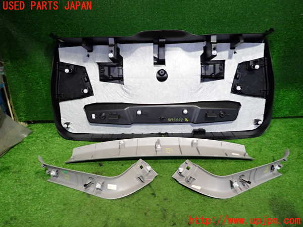 2UPJ-35951578]BMW X1(AD20)バックドア内張り 中古 (F48)_m0005.jpg