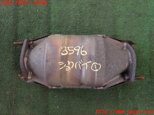 2UPJ-35962661]セフィーロ(A33)触媒1 中古_m0001.jpg